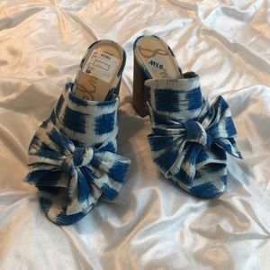 Sam Edelman blue and white shoes size 9 1/2